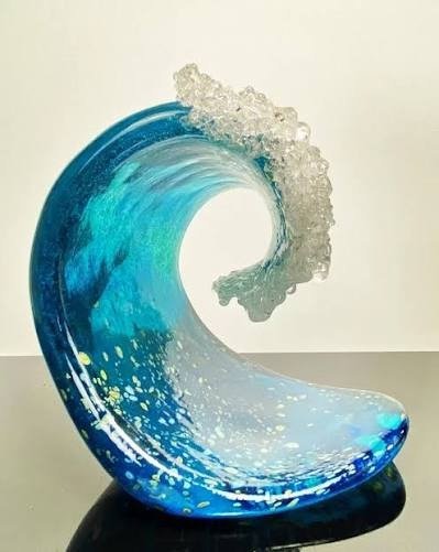 Cascading Ocean Crest Wave